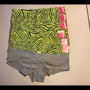 6 women xhilaration boyshort panties under…